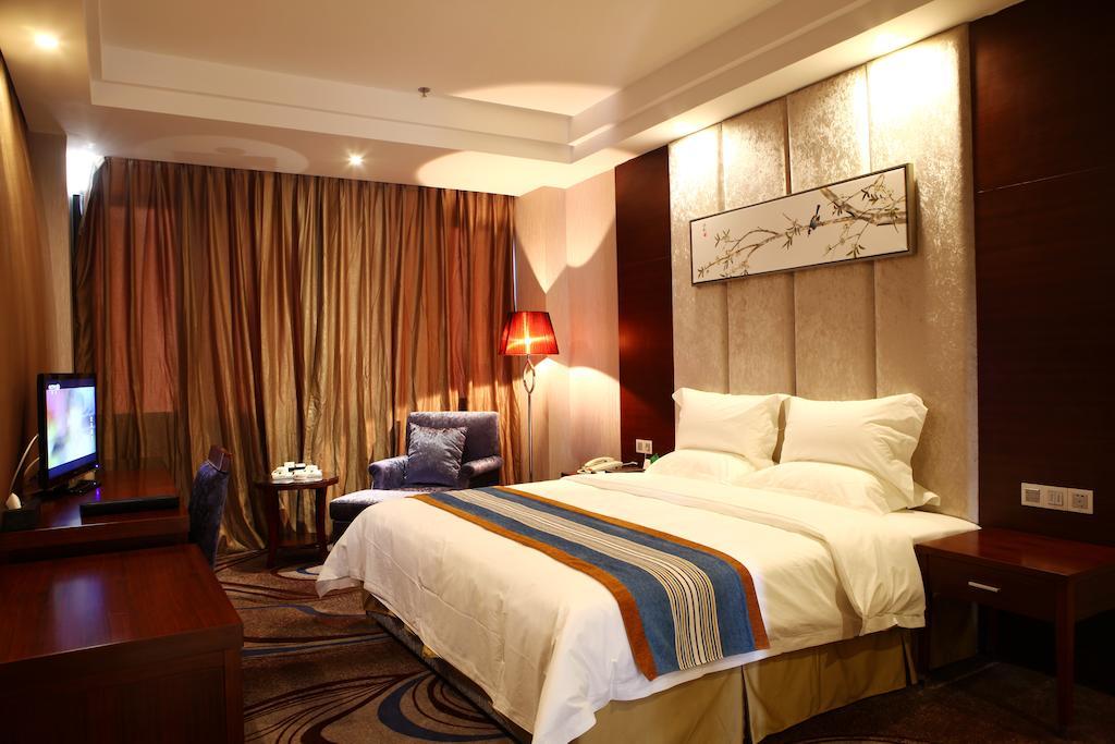 Mingcheng Times Hotel Çengdu Oda fotoğraf