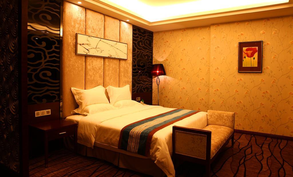 Mingcheng Times Hotel Çengdu Oda fotoğraf
